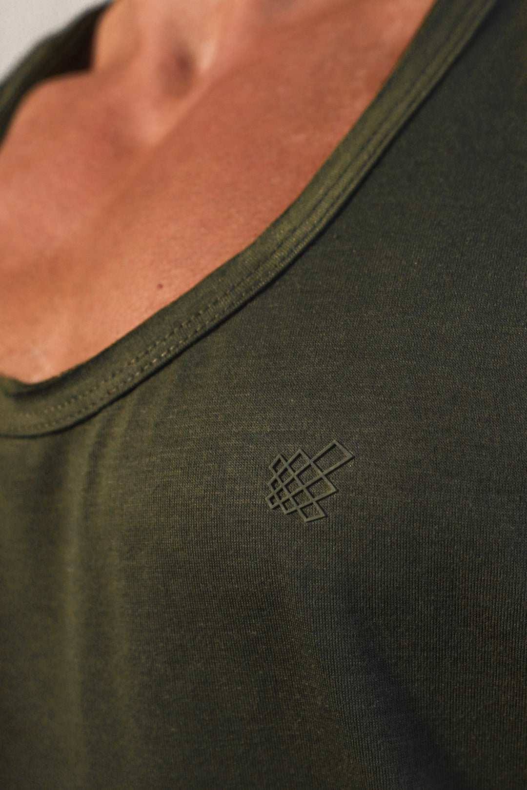 Vital Raw-Hem Tank Top 2.0 - Green