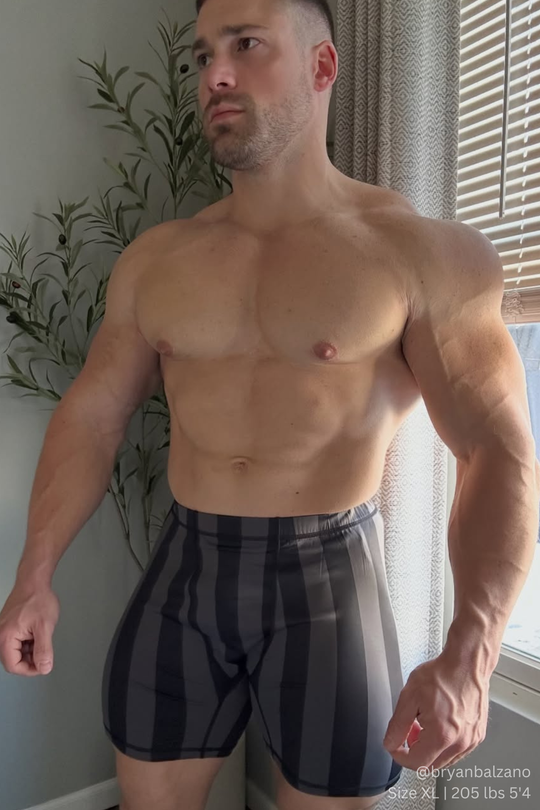 Retro Bodybuilding Shorts - Black & Gray