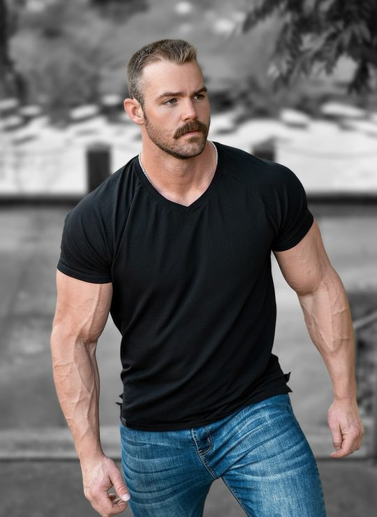 V Neck Muscle-Fit T-Shirt - Black