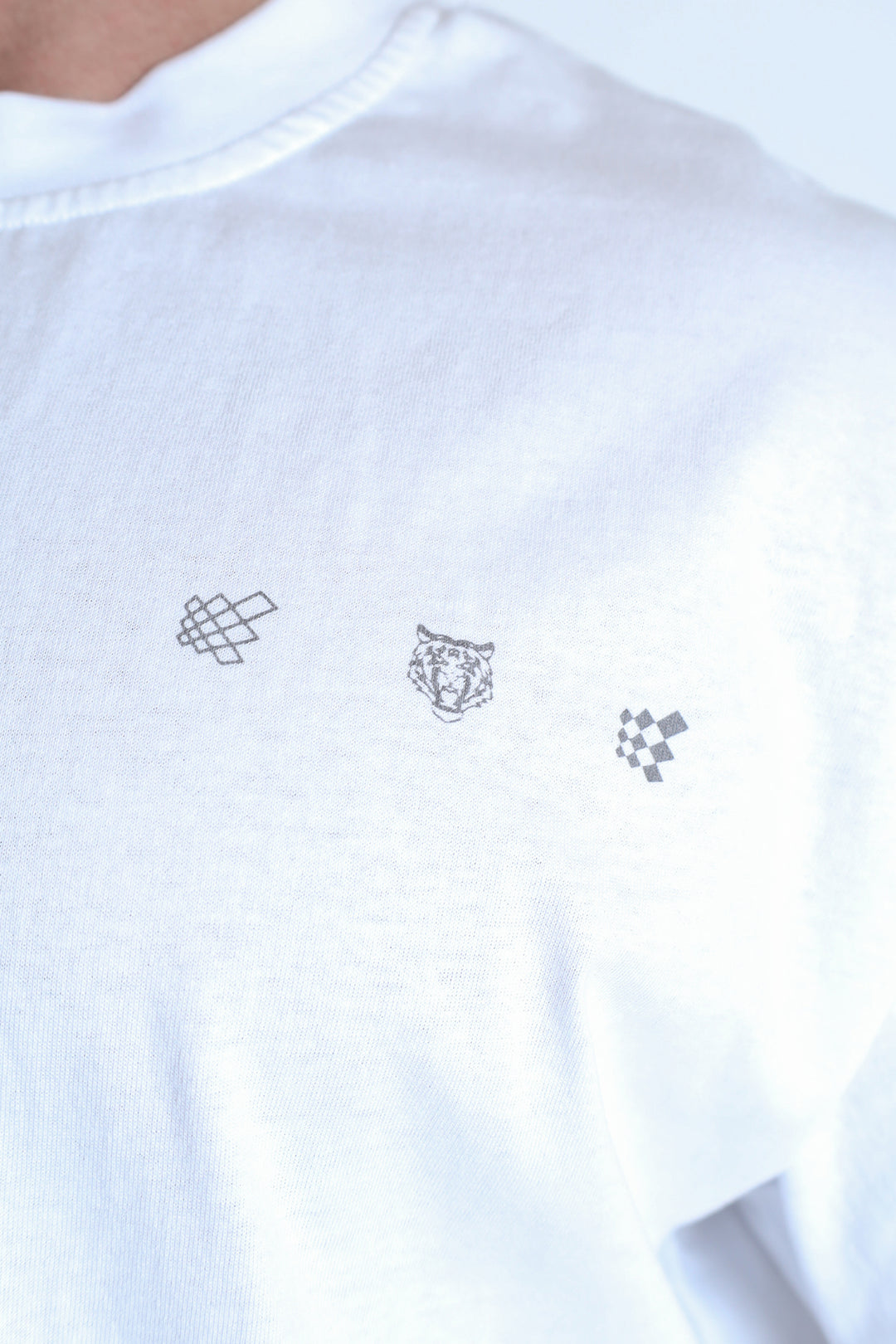 Vintage Oversized T-Shirt - Ring of Fire White